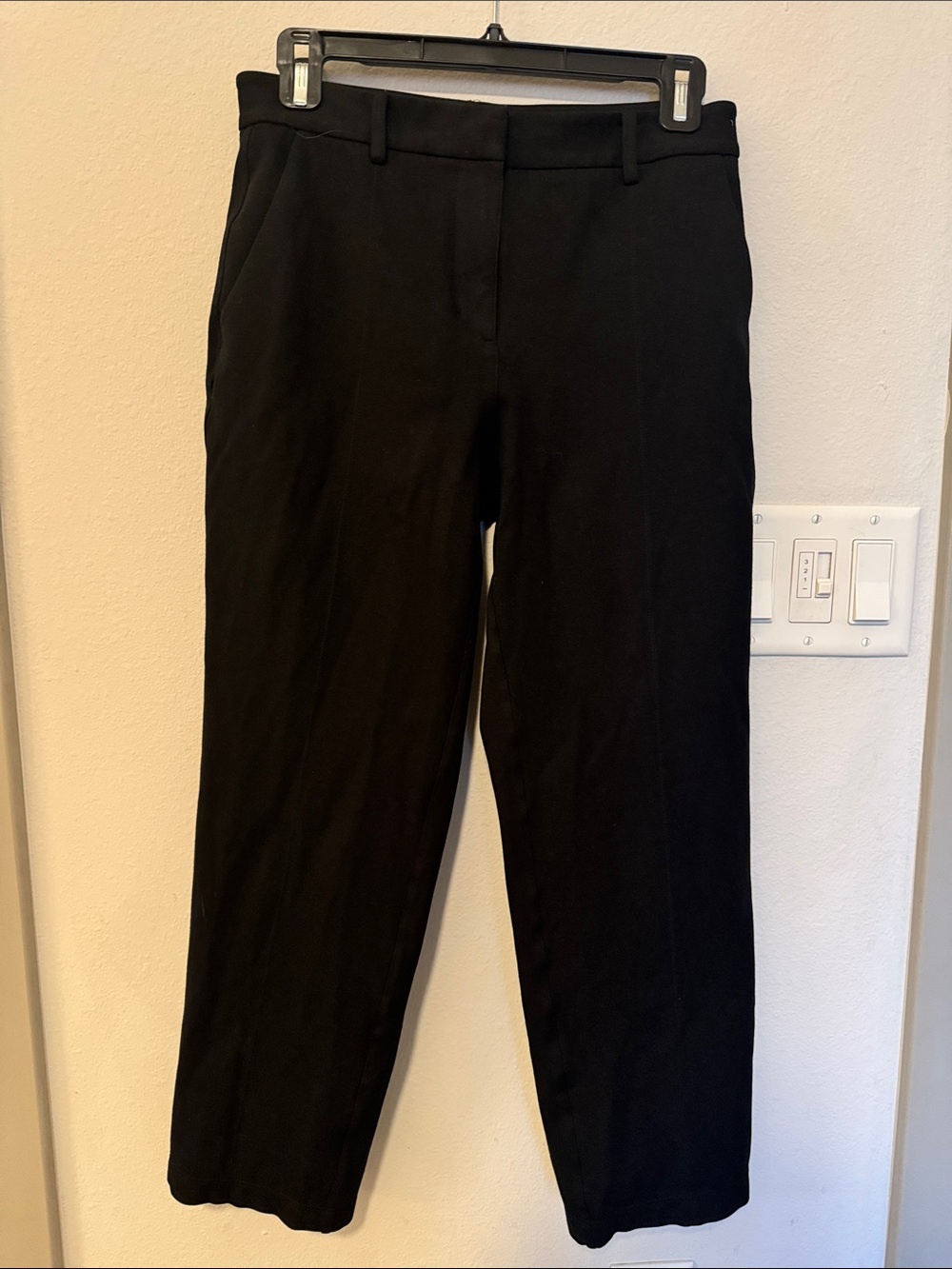 Babaton Black Cropped Ankle Pants